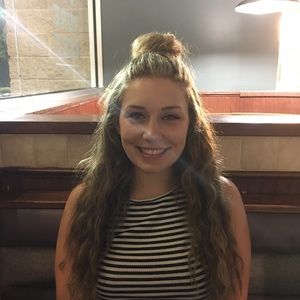 Meet your Posher, Carly